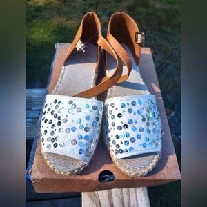 TRUE Craft Womens Open Toe Espadrille Sandals Size 8.5M (Worn Once)